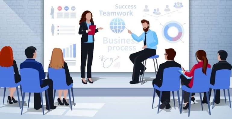 Strategi Pengembangan Sumber Daya Manusia Adaptif: Kunci Keunggulan Kompetitif di Era Digital